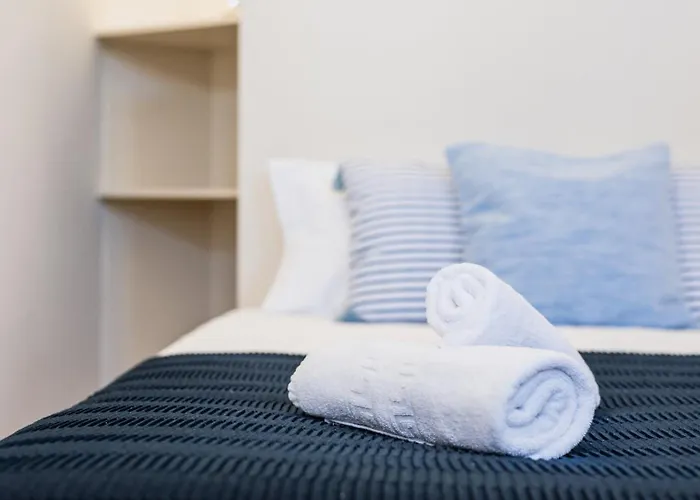 Guestready - Timber-framed Luxe