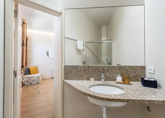 Guestready - Timber-framed Luxe Appartement Oporto