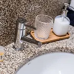 Guestready - Timber-framed Luxe Порту